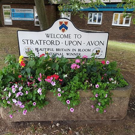 Stratford Upon Avon: 2 Bed Town Centre Apartment, Parking For One Car Extérieur photo