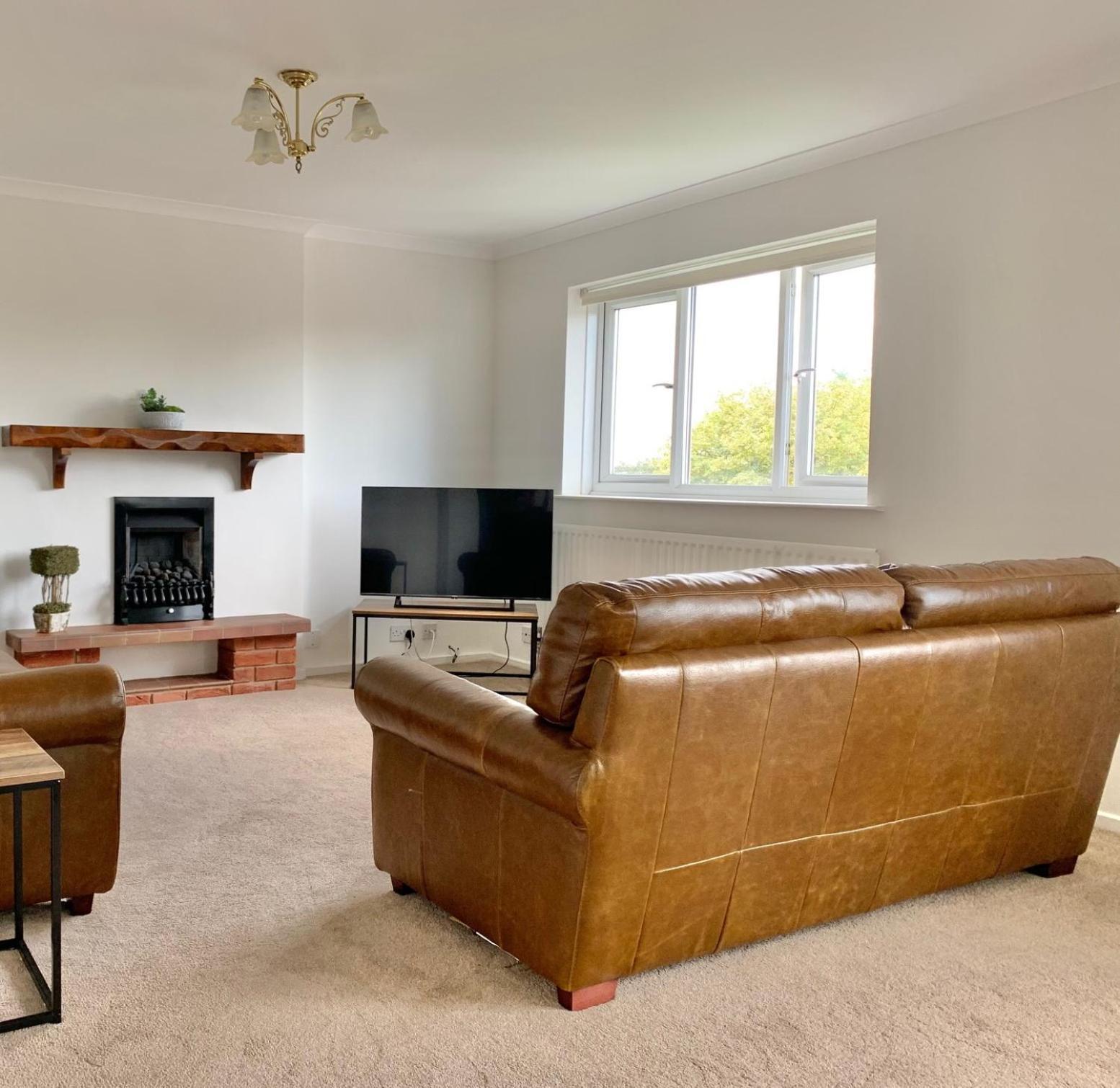 Stratford Upon Avon: 2 Bed Town Centre Apartment, Parking For One Car Extérieur photo